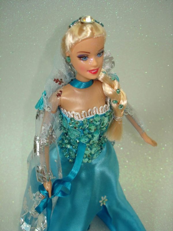 Boneca Elsa (Frozen) 2
