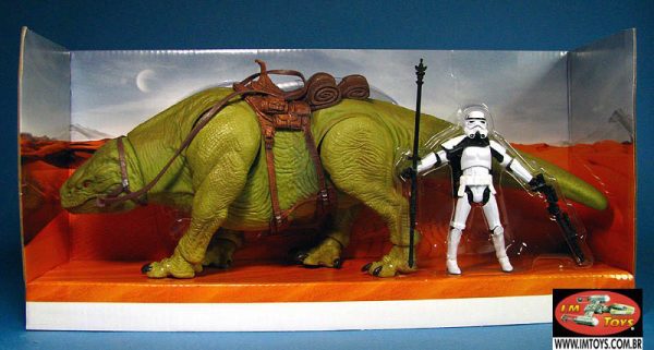 Star Wars Dewback Patrol and Sandtrooper Action Figure Hasbro 2