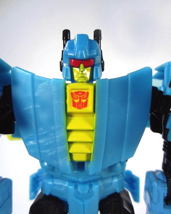 Transformers Generations Nightbeat Action Figure Hasbro 1