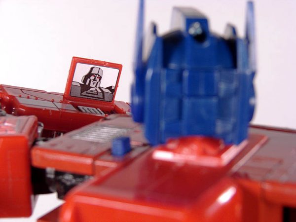 Transformers G-1 Optimus Prime MP-04 Masterpiece Action Figure Takara 22