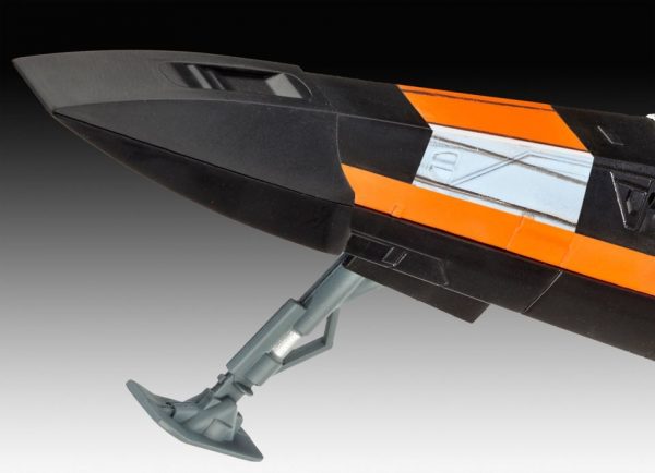 Star Wars Poe Dameron T-70 X-Wing Model Kit Revell 7