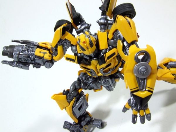 Transformers Movie Bumblebee Action Figure Revoltech Kaiyodo 12