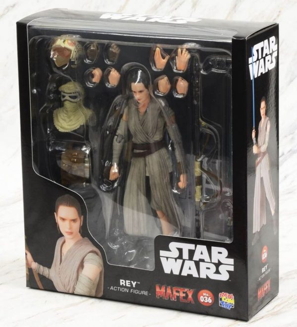 Star Wars The Force Awekens Rey Action Figure Mafex 11