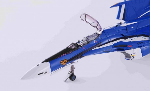 Macross Frontier VF-25G Messiah com Tornado Parts e Super Parts 1/60 DX Chogokin RENEWAL Bandai 5