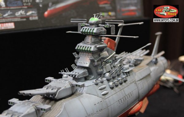 Space Cruiser Yamato 2199 1/500 Model Kit Bandai 4