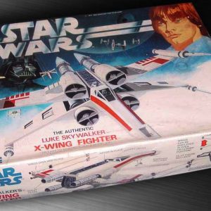 Star Wars X-Wing Fighter Model Kit MPC