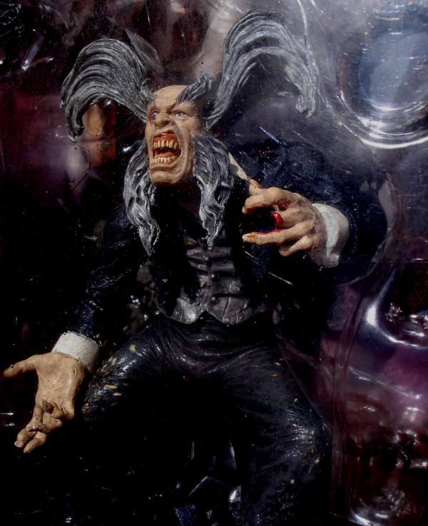 Monster Line Silent Screamers Renfield from Dracula - Astech Toys 1