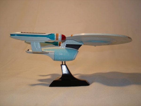 Star Trek USS Enterprise NCC 1701-C Resin Model 10