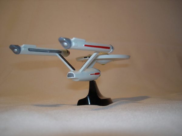 Star Trek USS Enterprise NCC 1701 Classic Resin Model 4