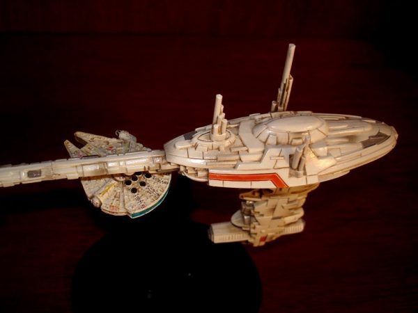 Star Wars Nebulon-B Fragata Médica Resin Model 8