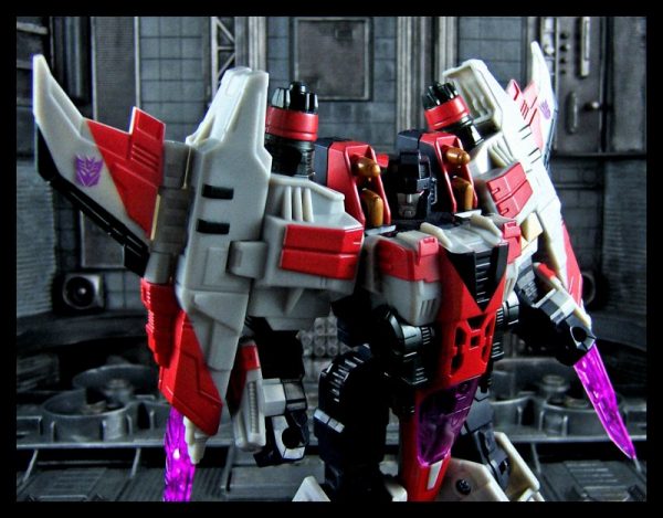 Transformers Cybertron Starscream Supreme Hasbro 4