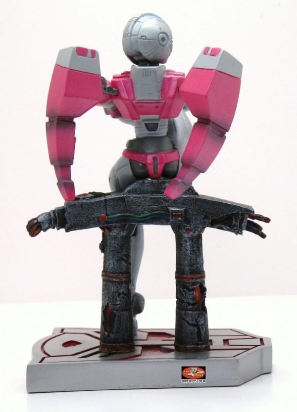 Transformers G-1 Arcee Resin Statue Palysades 6