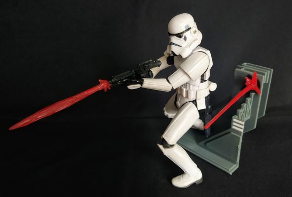 Star Wars Stormtrooper Unleashed Statue Hasbro 2