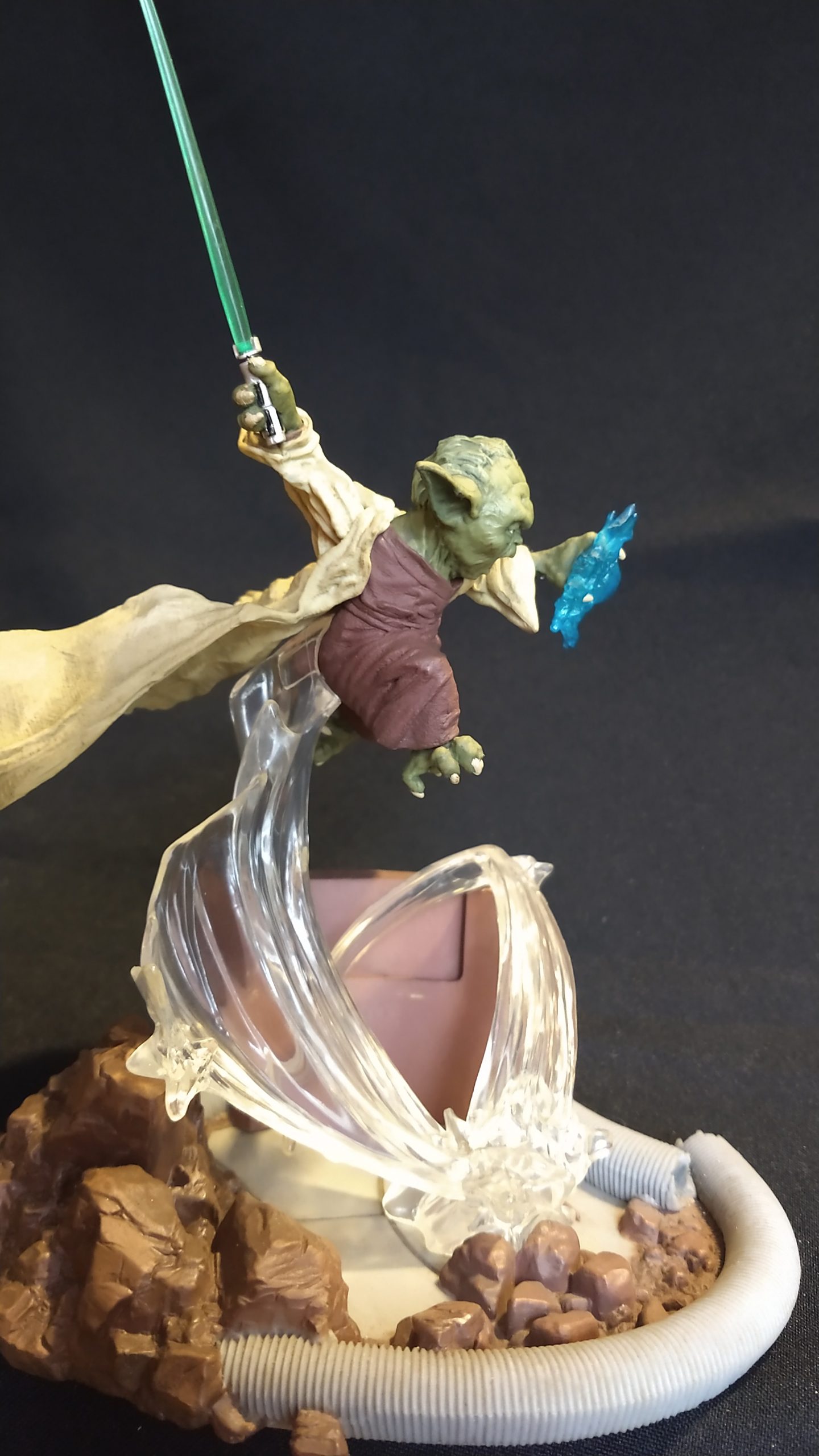 Star Wars Mestre Yoda Unleashed Statue Hasbro Ko 5
