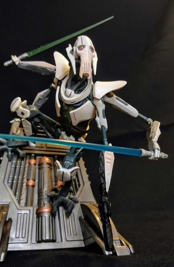 Star Wars General Grievous Unleashed Statue Hasbro 6