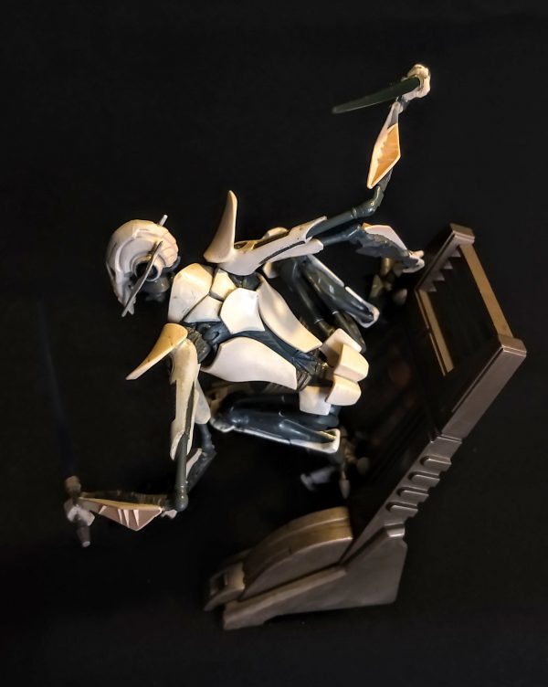 Star Wars General Grievous Unleashed Statue Hasbro 8