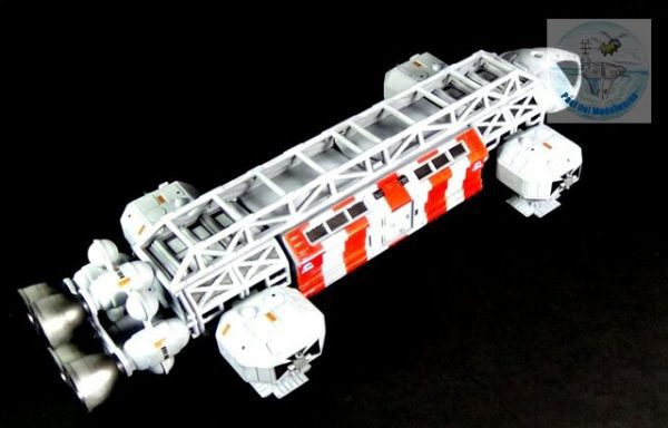 Space 1999 Eagle Transport Model Kit MPC 9