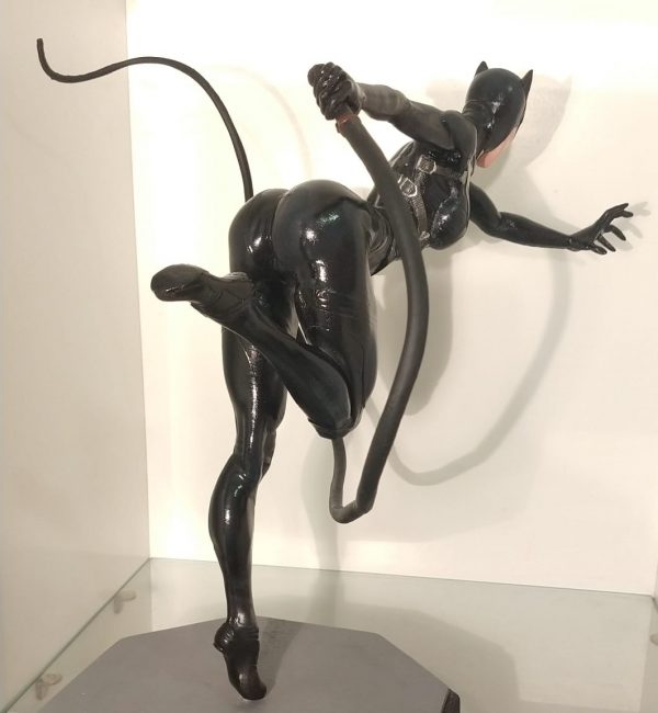 Batman - Cat Woman 1/6 Statue 11