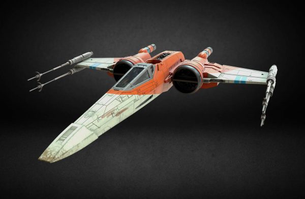 Star Wars Poe Dameron T-70 X-Wing Fighter Hasbro 4