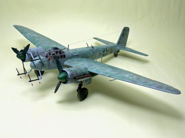 Ju-88 G6 Model Kit 1/72 Zvezda 1