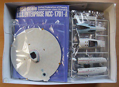 Star Trek USS Enterprise 1/850 Model Kit Bandai 16