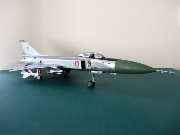 Su-15 TM Flagon 1/72 Gran 5