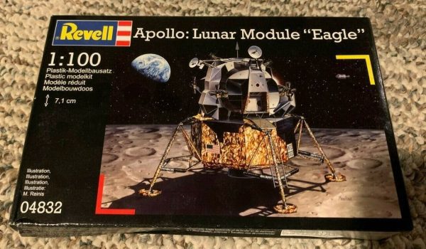 Apollo: Lunar Module "Eagle" 1/100 Revell 3