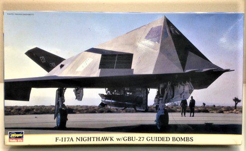 F-117A Stelth Nighthawk 1/72 Revell 11