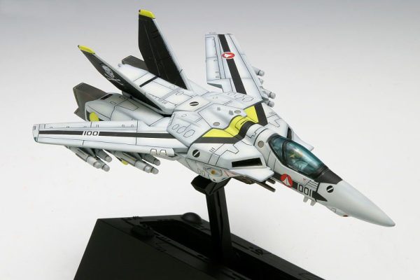 Macross VF-1S Valkyrie 1/100 MONTADO Wave 4