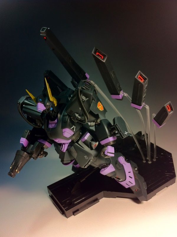 Gundam F-91 - XM-05 Berga Girus - Model Kit Bandai 7