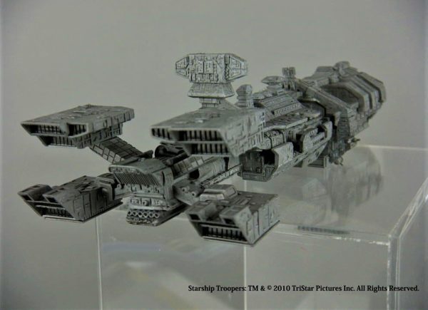 Starship Troopers - Roger Young Heavy Battleship Model 9