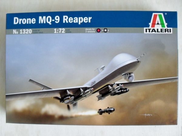 Drone MQ-9-A Reaper 1/72 Italeri 1