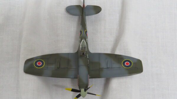 Spitfire MK-XVI/IX 1/72 Revell 5