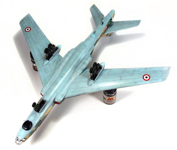 Tu-16 Badger 1/72 Trumpeter 7