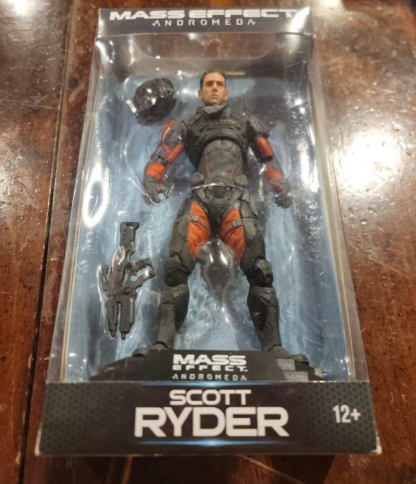 Mass Effect Andromeda Scott Ryder + Sarah Ryder Action Figure 2