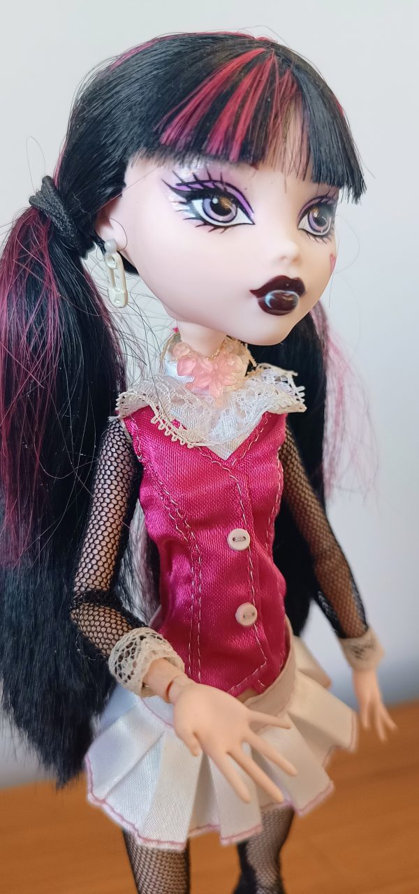 Boneca Monster High Draculaura Básica 10