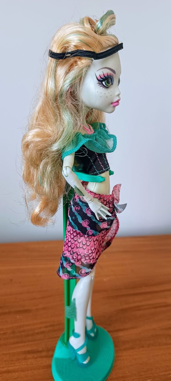 Boneca Monster High Lagoona Blue - Skull Shores 8