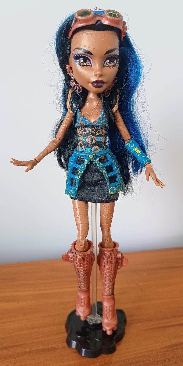 Boneca Monster High Robecca Steam - Básica 2