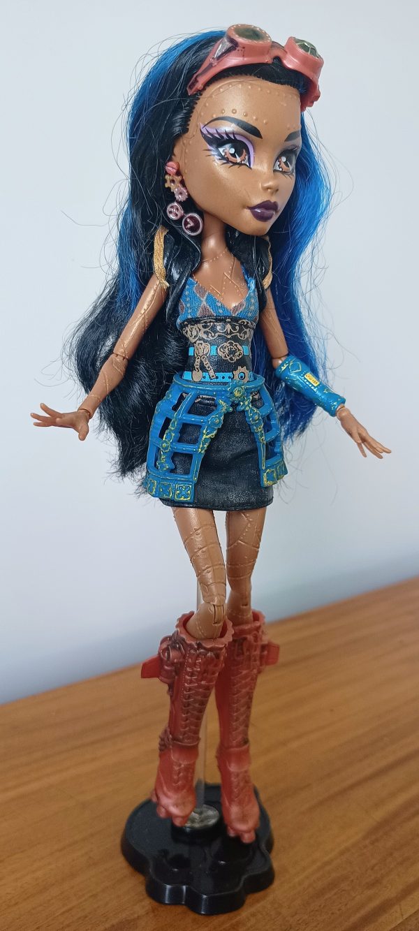 Boneca Monster High Robecca Steam - Básica 3