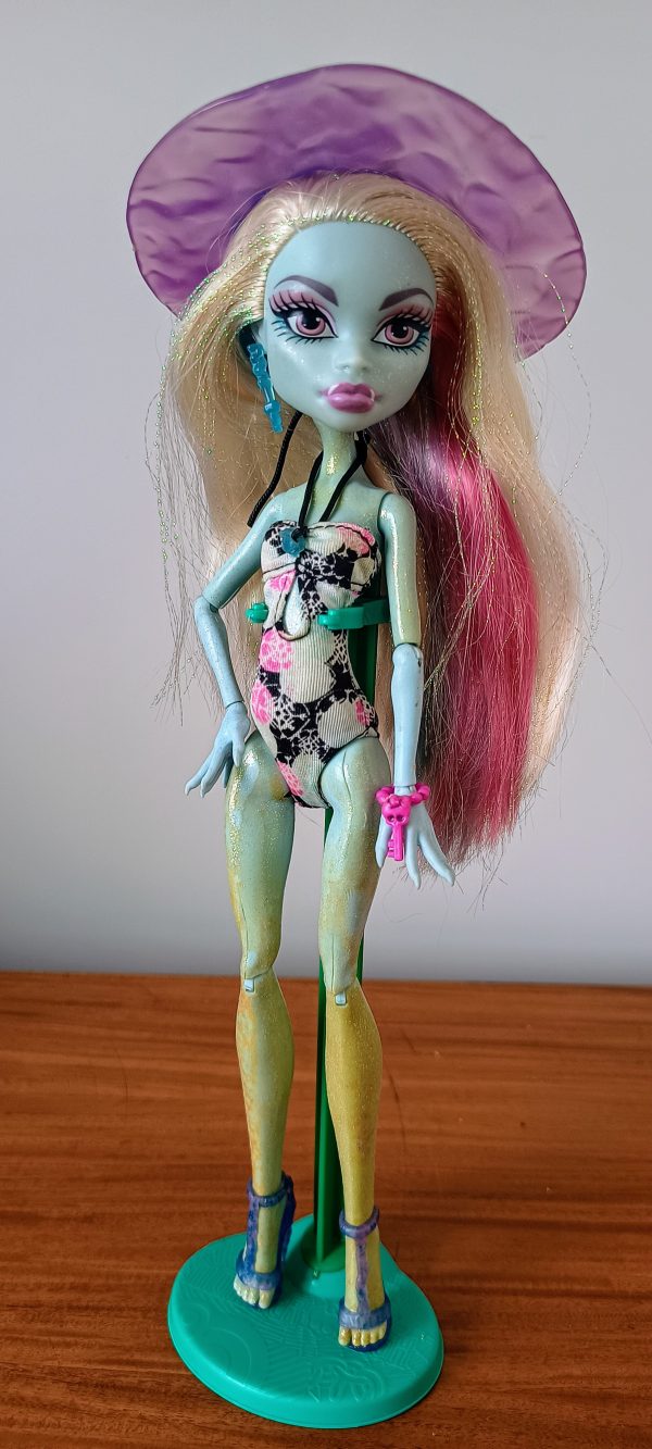 Boneca Monster High Abbey Bominable - Beach Day 2