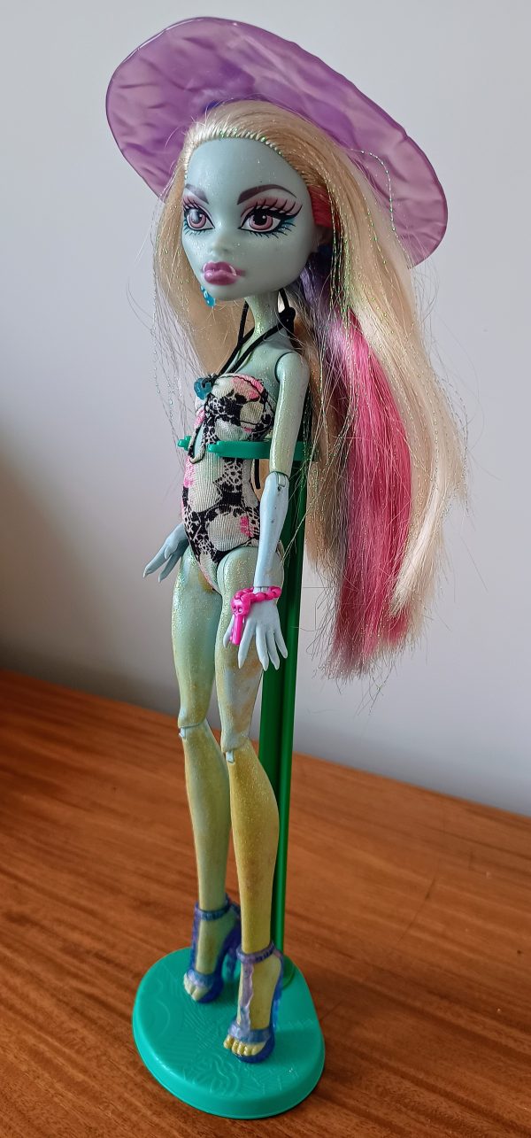 Boneca Monster High Abbey Bominable - Beach Day 3