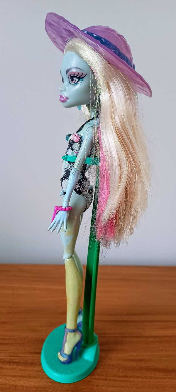 Boneca Monster High Abbey Bominable - Beach Day 7