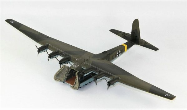 Messerschmitt Me-323 Gigant 1/144 G.W.H. 5