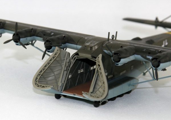 Messerschmitt Me-323 Gigant 1/144 G.W.H. 6