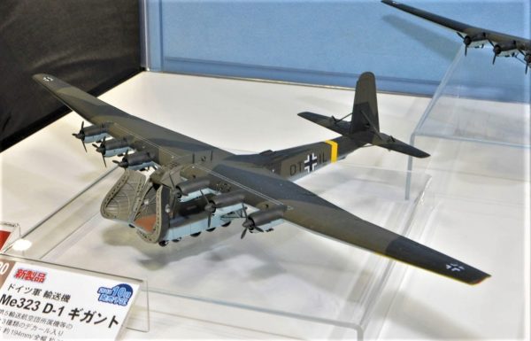 Messerschmitt Me-323 Gigant 1/144 G.W.H. 11