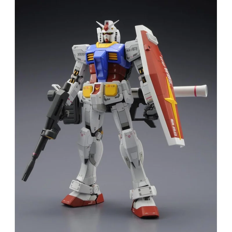 Gundam RX-78-2 E.F.S.F. (MG) 1/100 Bandai 4 Gundam RX-78-2 E.F.S.F. (MG) 1/100 Bandai - Imagem 4