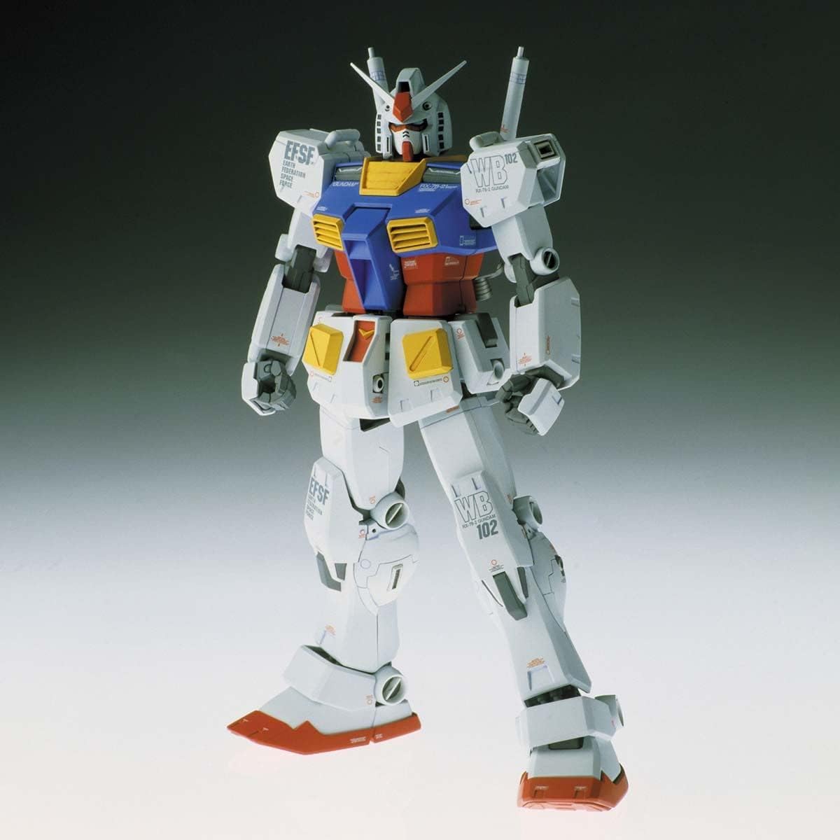 Gundam RX-78-2 E.F.S.F. (MG) 1/100 Bandai 6 Gundam RX-78-2 E.F.S.F. (MG) 1/100 Bandai - Imagem 6