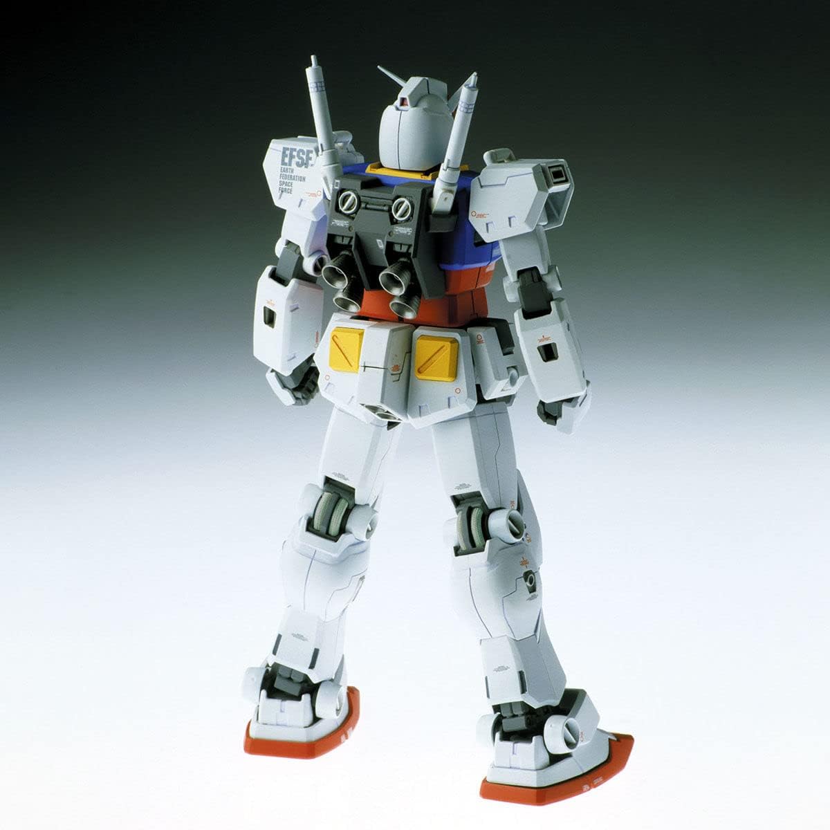Gundam RX-78-2 E.F.S.F. (MG) 1/100 Bandai 7 Gundam RX-78-2 E.F.S.F. (MG) 1/100 Bandai - Imagem 7