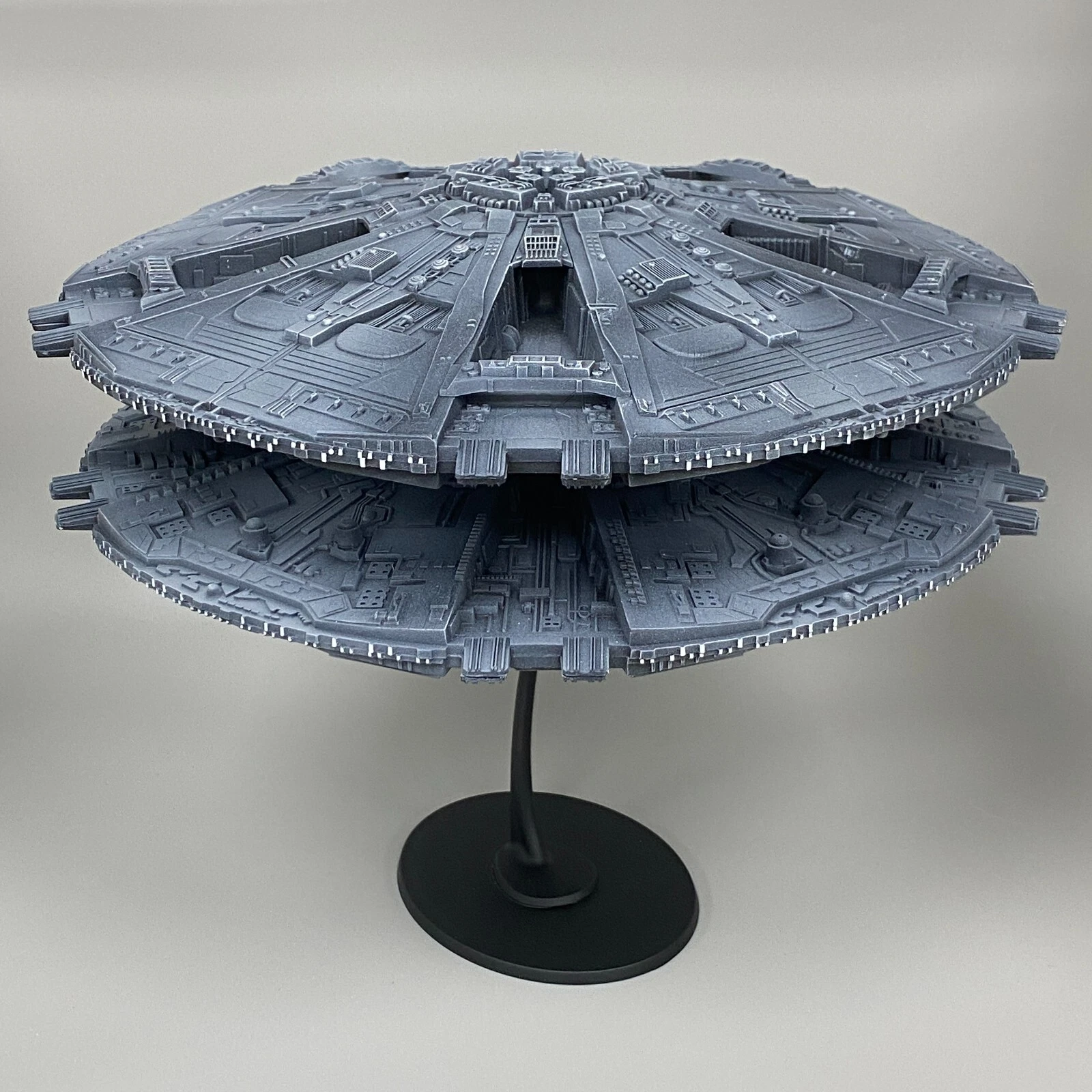 Battlestar Galactica Cylon Base Star (1978) Revell Monogram 7 Battlestar Galactica Cylon Base Star (1978) Revell Monogram - Imagem 7