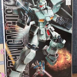 Home 13 Gundam RGM-79N GM Custom (MG) 1/100 Bandai